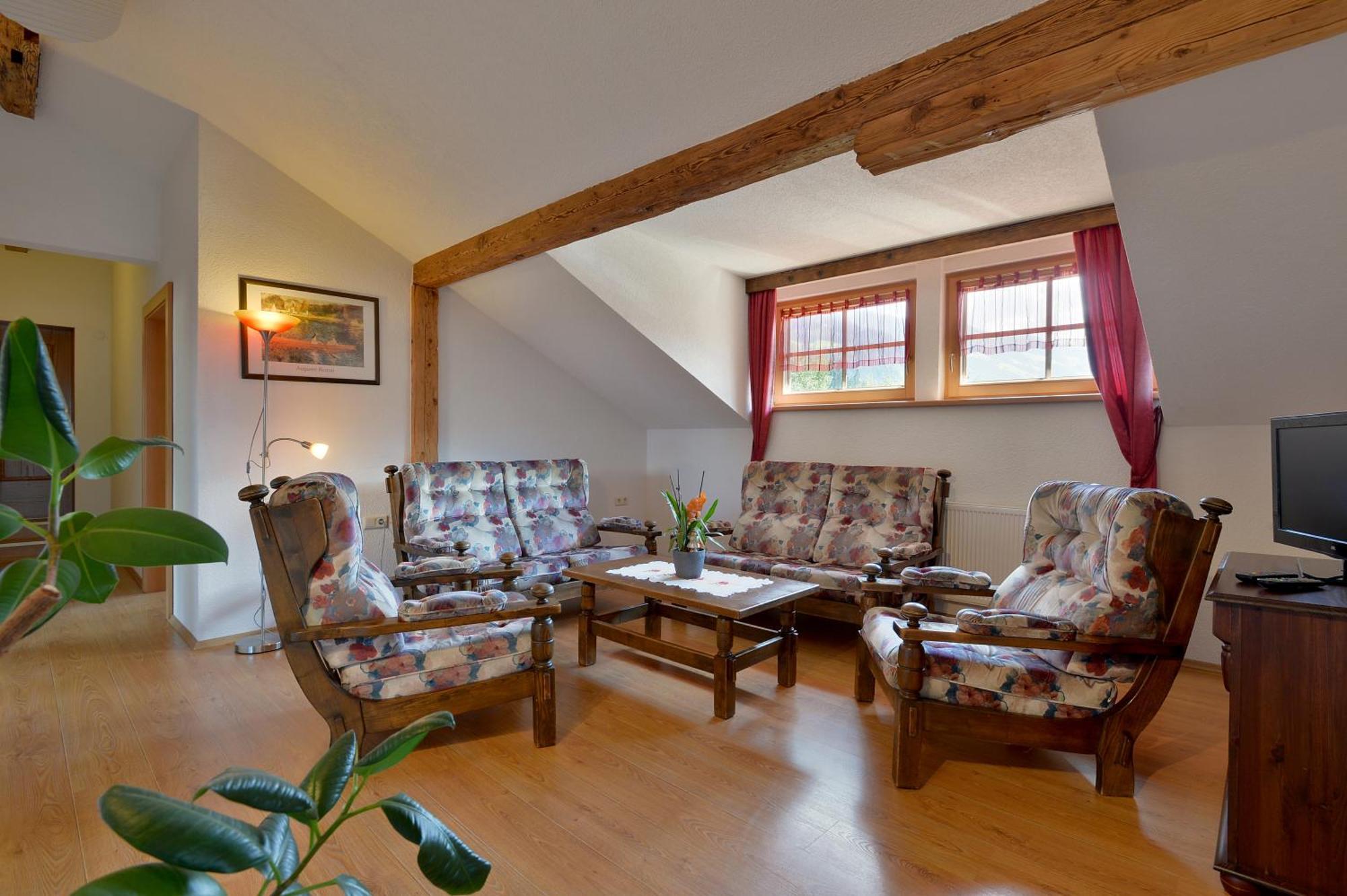 Ferienhaus Hoellwarth Stumm Phòng bức ảnh