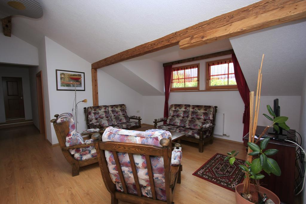 Ferienhaus Hoellwarth Stumm Phòng bức ảnh